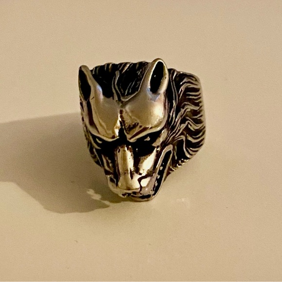 Brand new biker belt buckle (35$) also new wolf (25$) and saints (87$)rings. - Picture 4 of 8